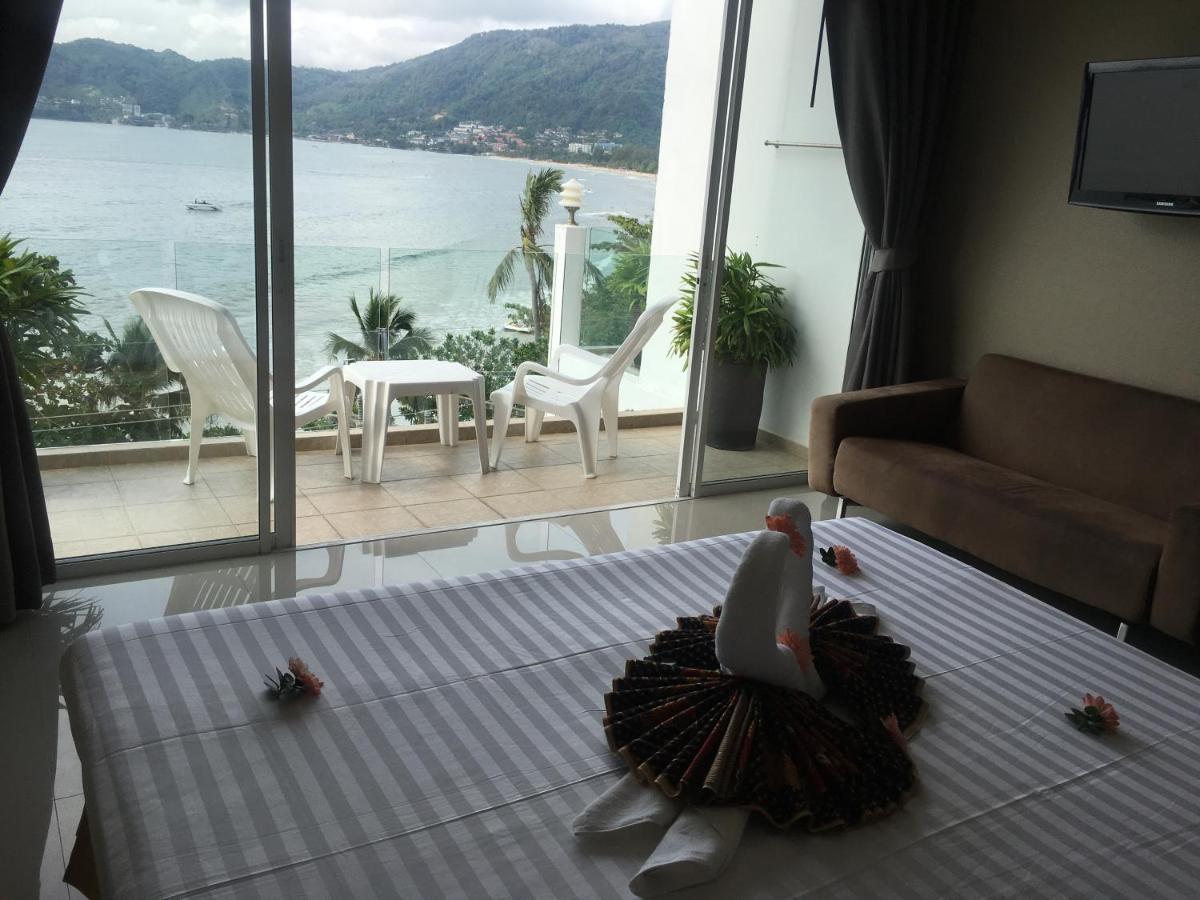 The Front Hotel And Apartments Patong Bagian luar foto