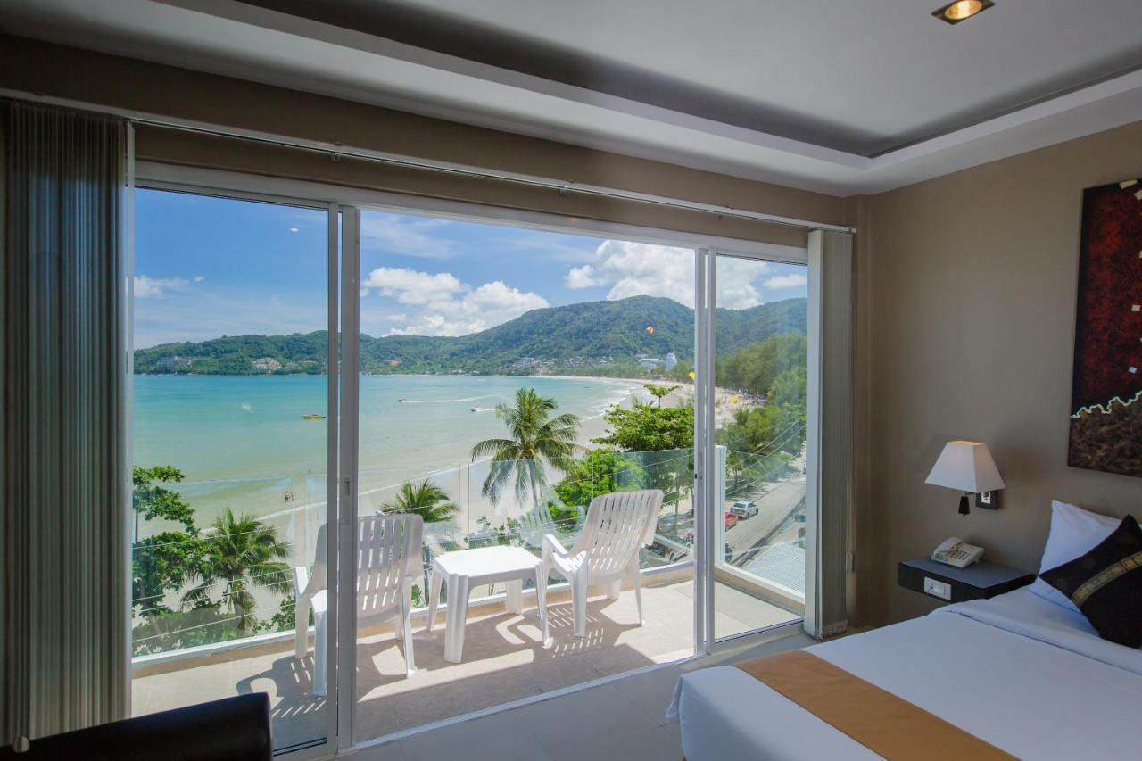 The Front Hotel And Apartments Patong Bagian luar foto