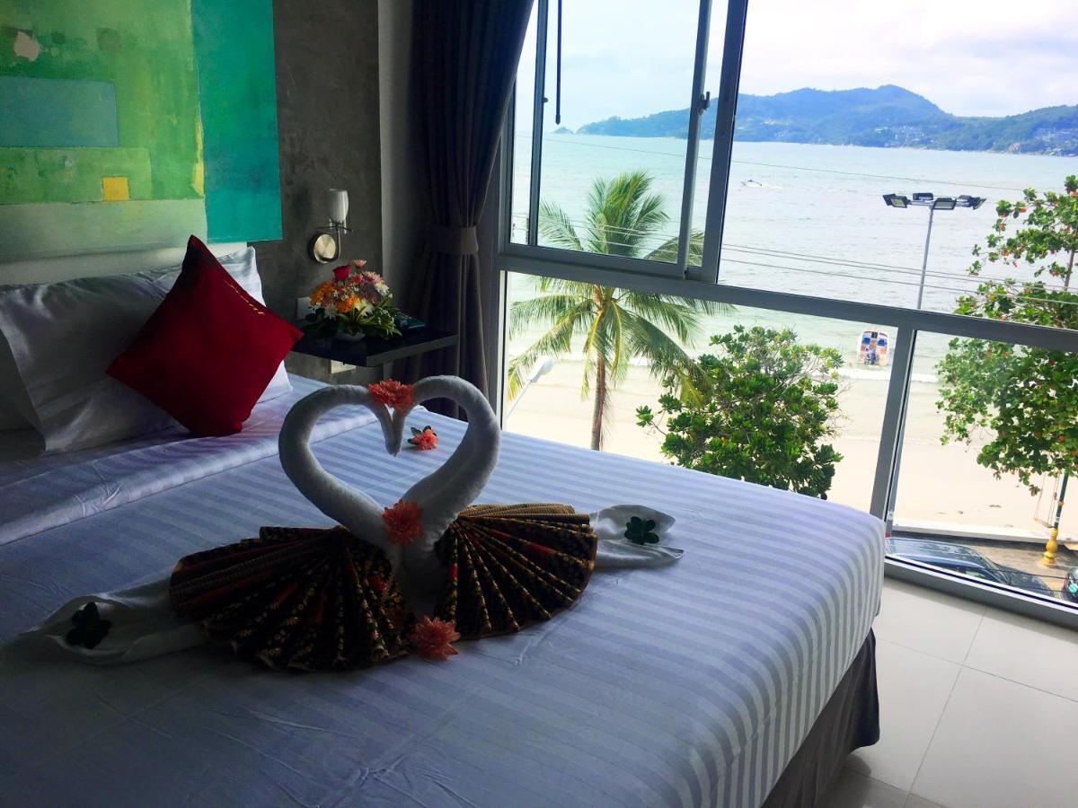 The Front Hotel And Apartments Patong Bagian luar foto